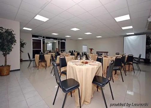 Quality Inn El Tuque Ponce 2*,